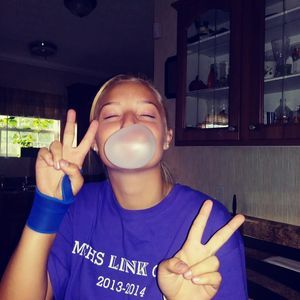 Meet your Posher, Cheyanne